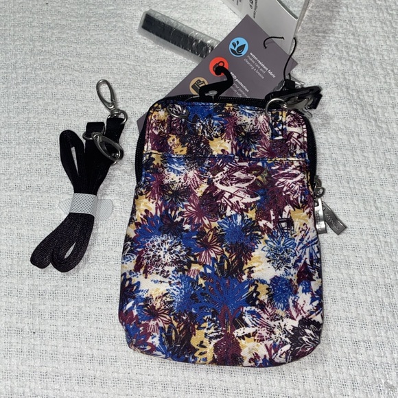 Nwt baggallini Take Two Large RFID Bryant Crossbody Bag - Picture 6 of 9